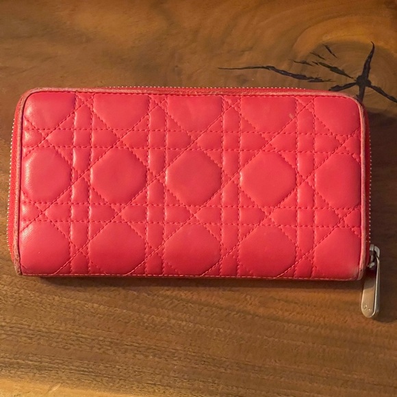 Dior Quilted Pink Wallet - Picture 3 of 8